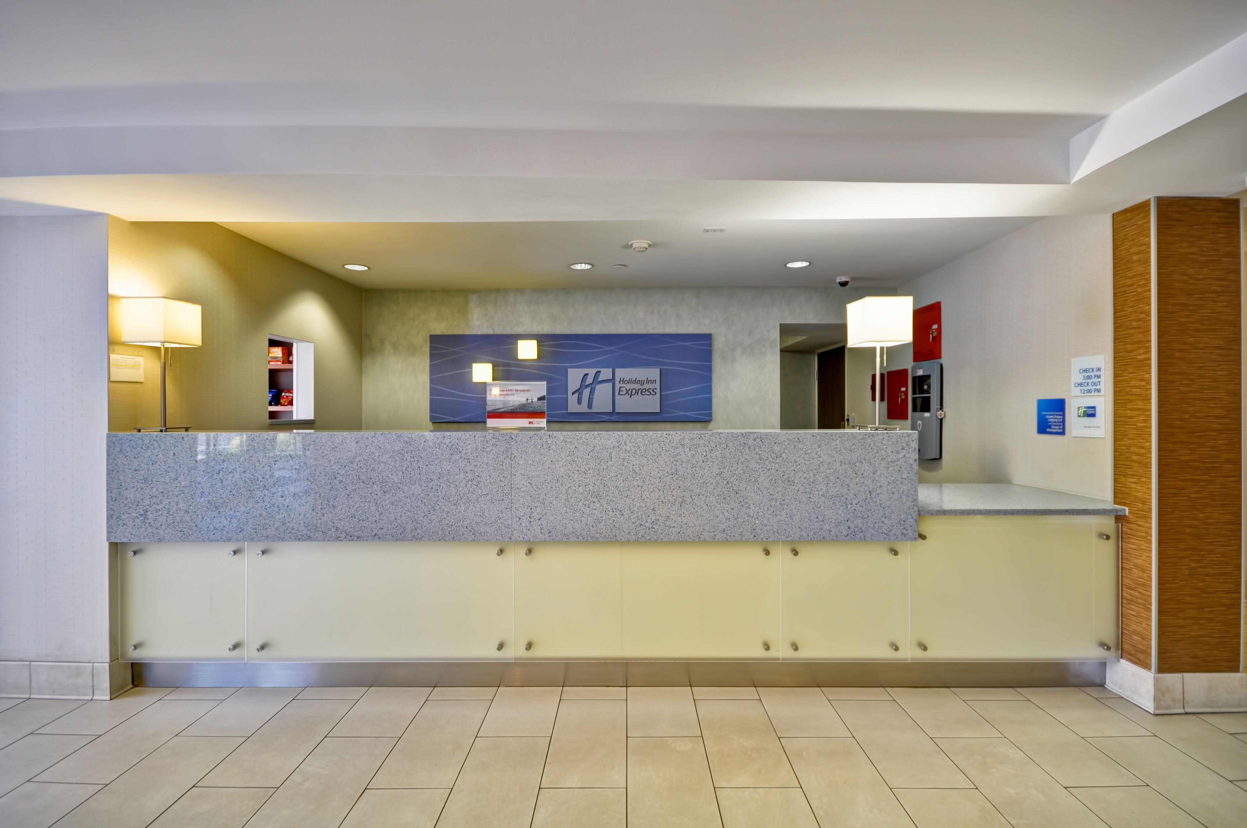 Holiday Inn Express Romulus / Detroit Airport By Ihg Bagian luar foto