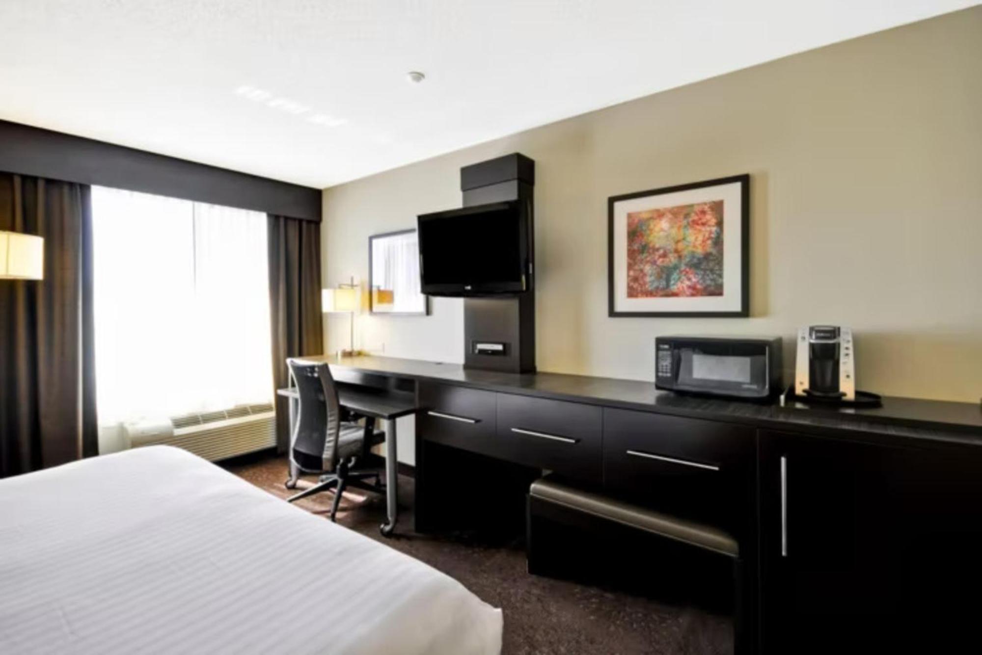 Holiday Inn Express Romulus / Detroit Airport By Ihg Bagian luar foto